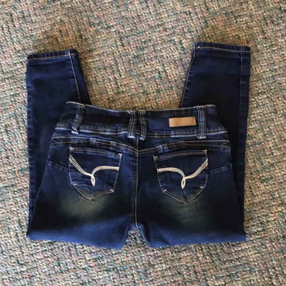 YMI - “Wanna Betta Butt?” Cropped Jeans - Picture 7 of 13